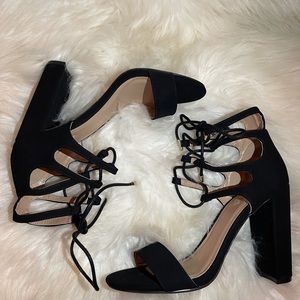 Black Tie-Up Women’s Heels